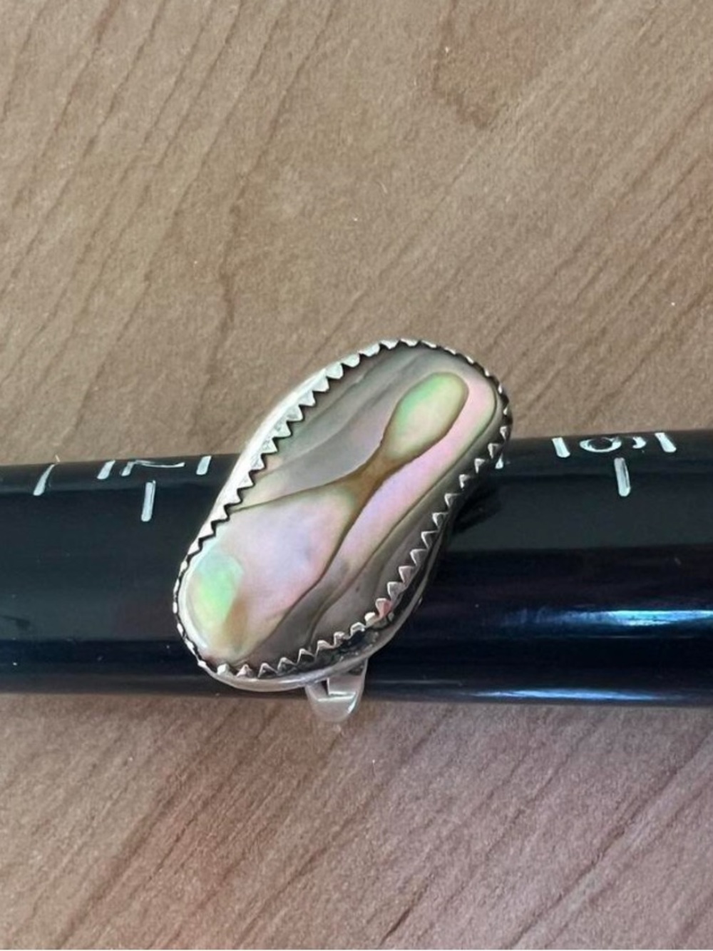 VINTAGE STERLING ABALONE RING 8 - Picture 2 of 6